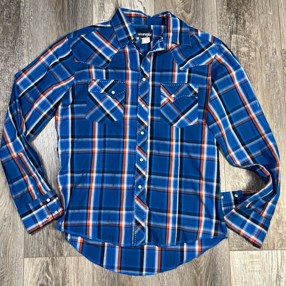 Vintage Wrangler Western Button-Down Shirt - Picture 6 of 7